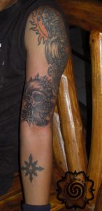 skull tattoo black and grey - modern tattoo - suku suku tatau