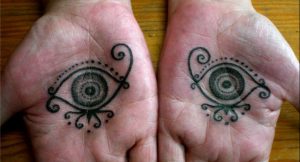 eye tribal tattoo , suku suku tatau