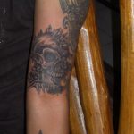 skull tattoo black and grey - modern tattoo - suku suku tatau